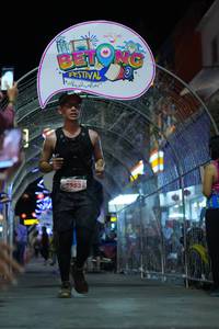 BIB: 5353
                            <button type="button" onclick="openModal(21830517)" class="btn btn-primary btn-sm float-right btn-popup" data-toggle="modal" data-target=".modal-high-quality">
                        <i class="fas fa-shopping-cart"></i> Add to Cart
                    </button>
                                            <button type="button" onclick="isThisMe(21830517, true)" class="btn btn-success btn-sm float-right btn-popup btn-isme hidden" data-toggle="tooltip" data-placement="bottom" title="นี่คือรูปของคุณใช่ไหม คลิกที่นี่เพื่อเอาเข้าอัลบั้ม">
                        <i class="fas fa-plus"></i> Add to album
                    </button>
                    <button type="button" onclick="isThisMe(21830517, false)" class="btn btn-warning btn-sm float-right btn-popup btn-isnotme hidden">
                        <i class="fas fa-ban"></i> Remove from album
                    </button>